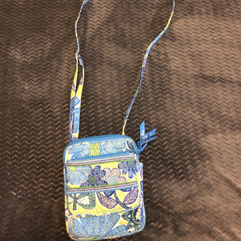 Vera Bradley crossbody in Doodle Daisy